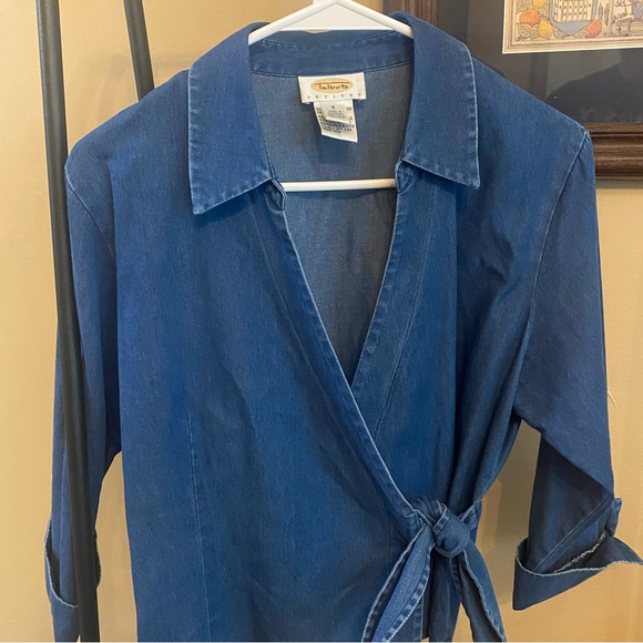 90s Talbots tie v-neck top - Picture 3 of 7